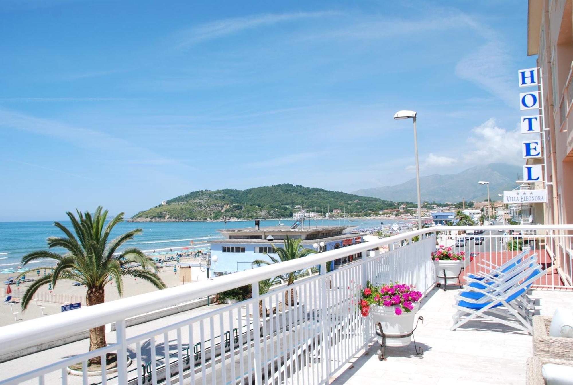Hotel Villa Eleonora Scauri  Exterior foto