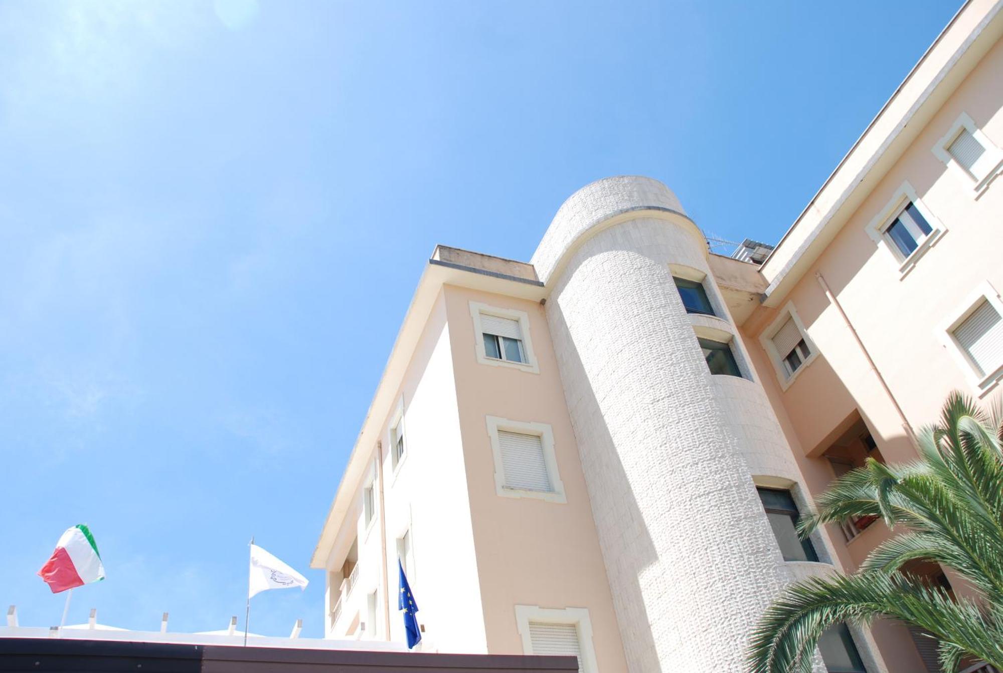 Hotel Villa Eleonora Scauri  Exterior foto
